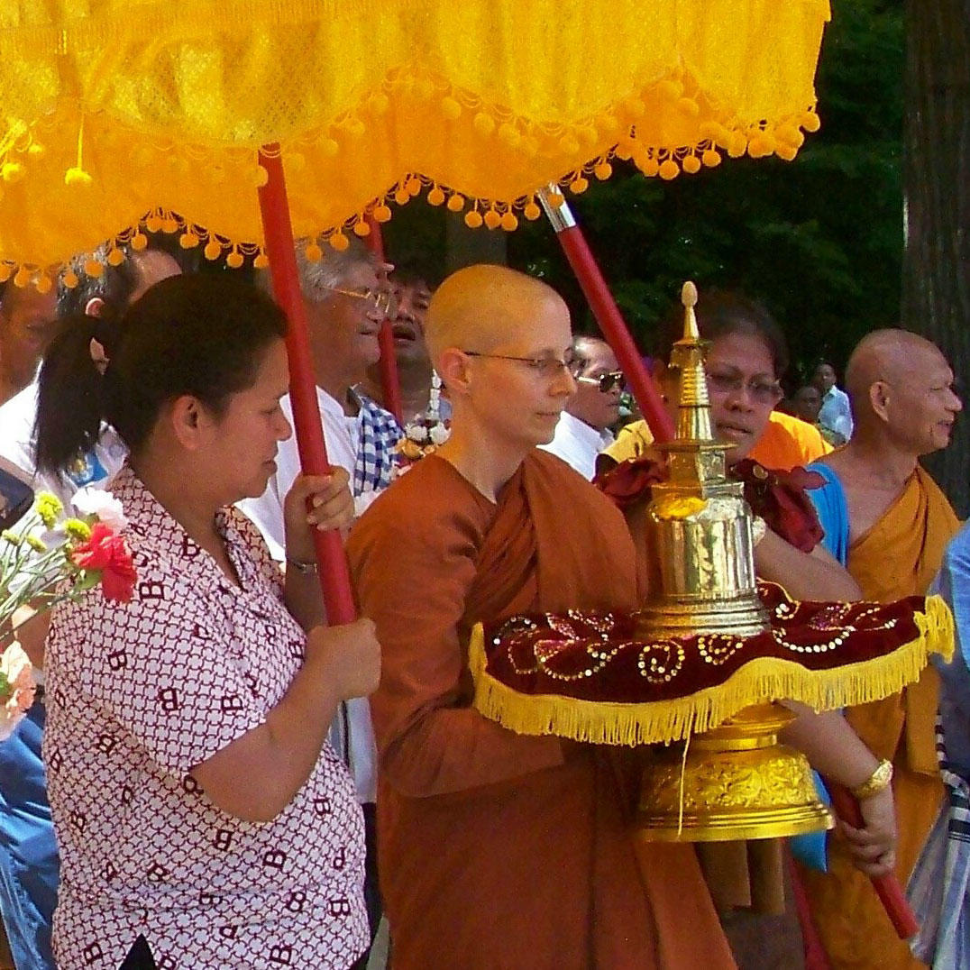 Women in American Buddhism